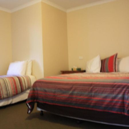 Grand Manor Motor Inn Queanbeyan Exteriér fotografie