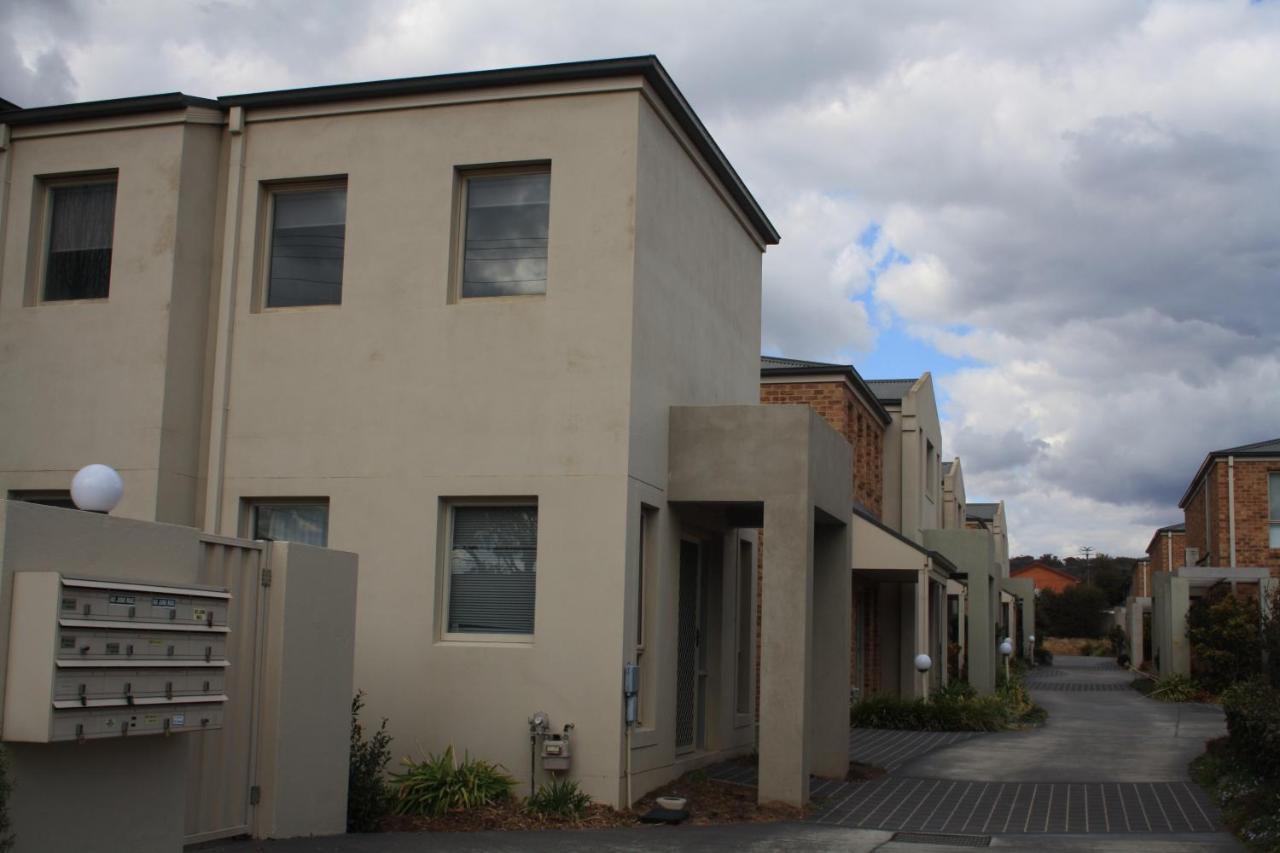 Grand Manor Motor Inn Queanbeyan Exteriér fotografie